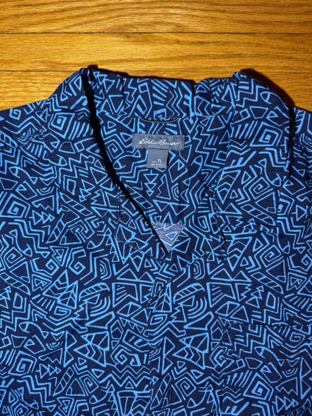 Eddie Bauer Straight Hem Camp Shirt with Blue 80s Geometric Pattern LT